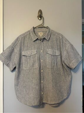 J. Crew Womens Blue and White Striped Short-Sleeve Button-Down Shirt